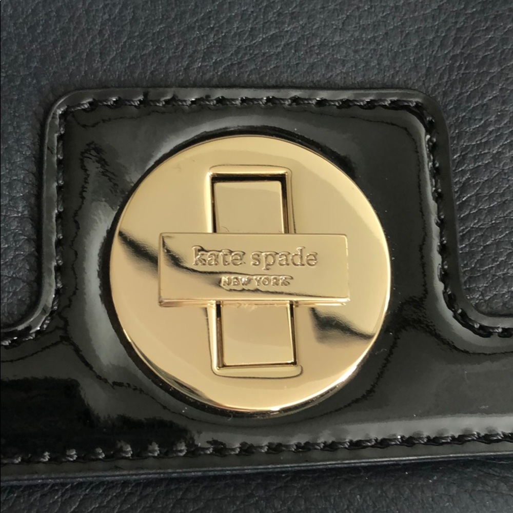 Kate Spade wristlet - Picture 2 of 4